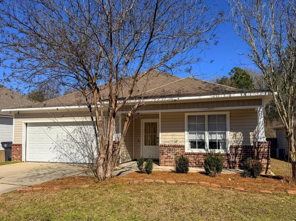 43 Clear Springs Ct, Hattiesburg, MS 39402