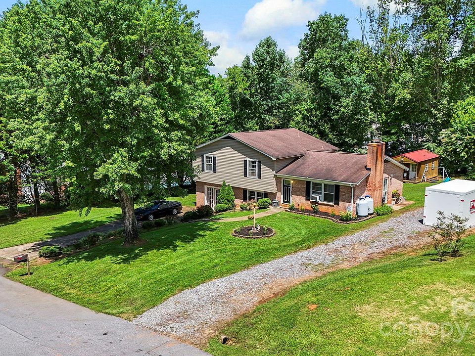 3005 Mac Dr, Hudson, NC 28638 | Zillow