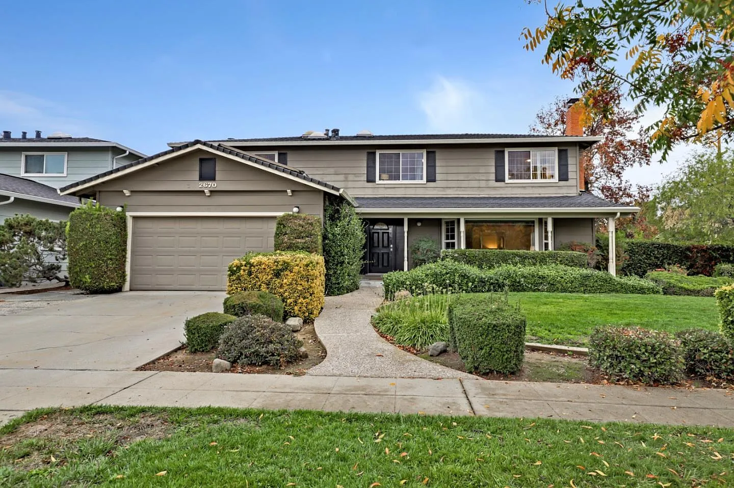 2670 Hill Park Dr photo 1