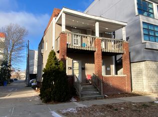 103 S 3rd St, Champaign, IL 61820