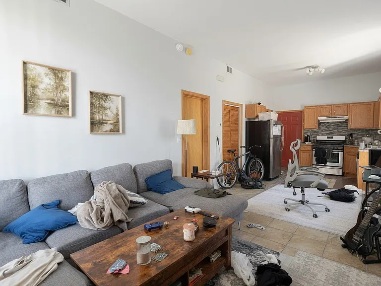 1337 W Huron St #3R — Photo 6