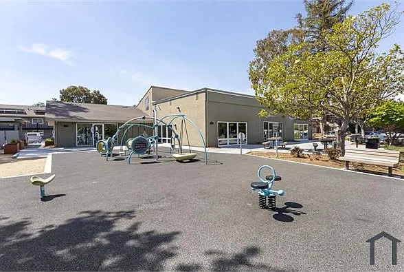 463 Wooster Ave #H20 — Photo 16