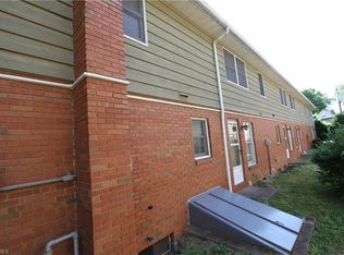 286 Mentor Ave APT 4, Painesville, OH 44077