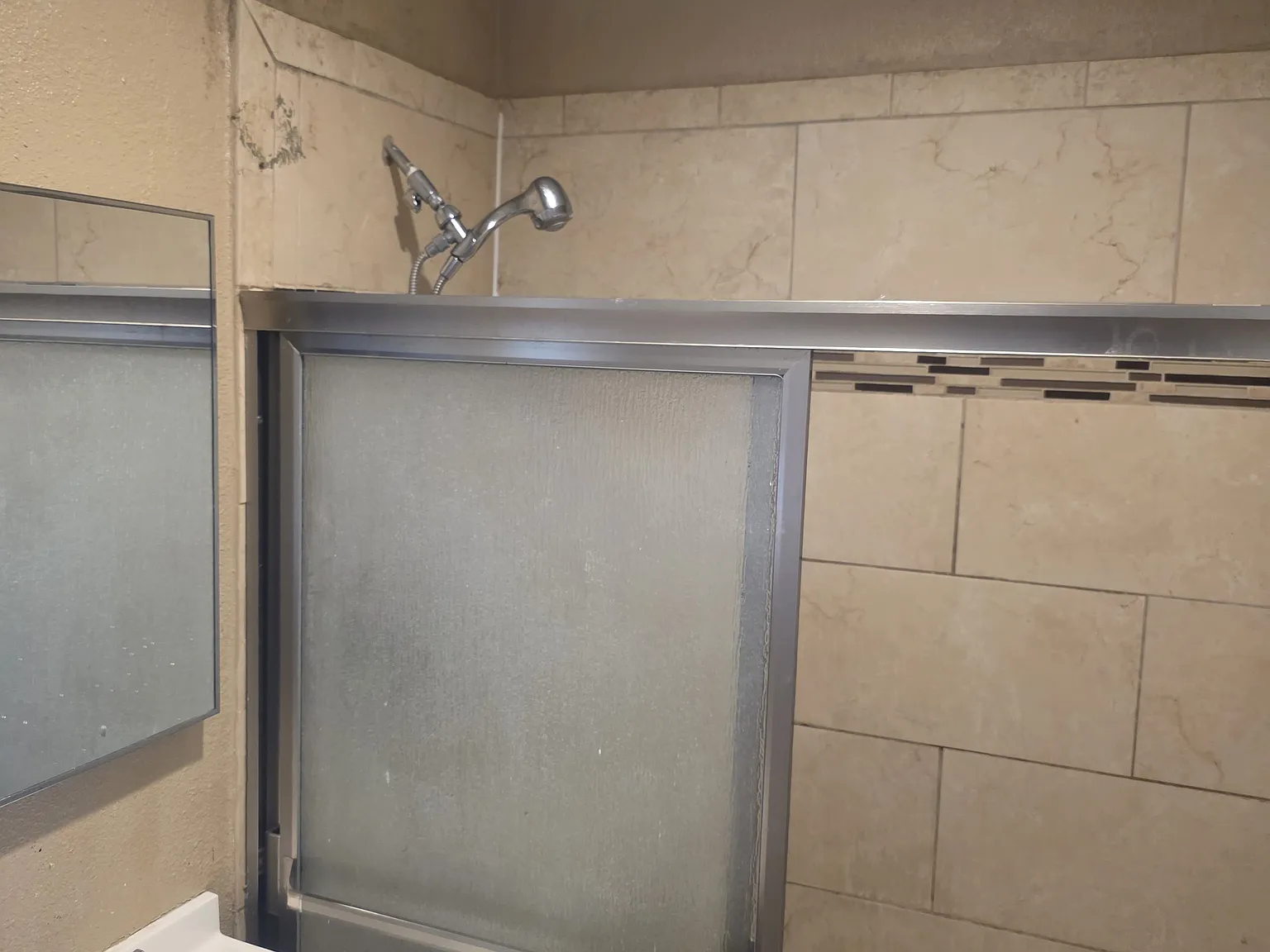 2 bed, $2,100 — Photo 2