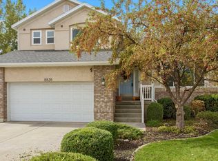 8826 S Rocky Creek Dr, West Jordan, UT 84081