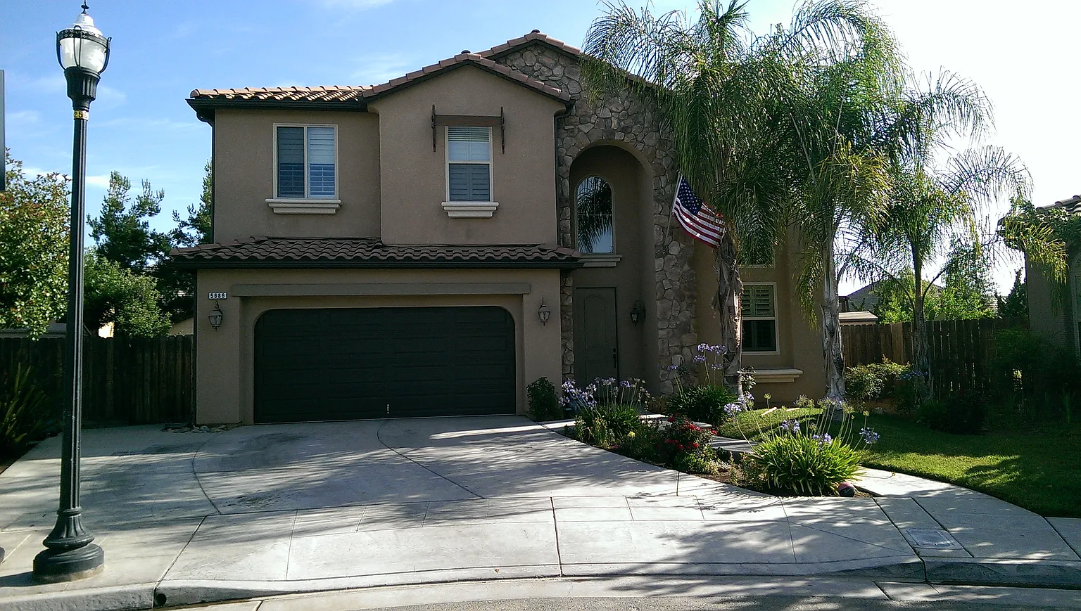 5686 N La Ventana Ave photo 1