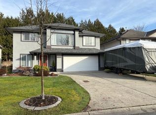 23861 113b Ave, Maple Ridge, BC V2W 1V3