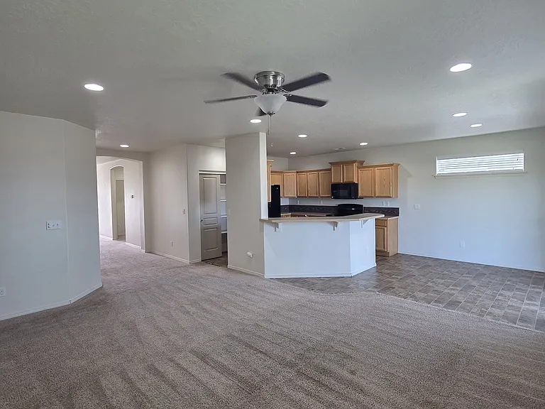 1430 SW Greeley St — Photo 6