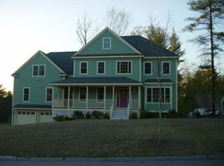 17 Willow Pl, Norfolk, MA 02056