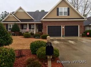 6804 Jacobs Creek Cir, Fayetteville, NC 28306