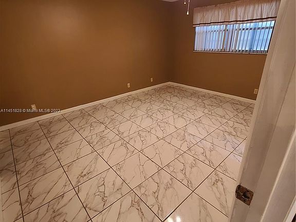 5th image of 410 SE 2nd St APT 108