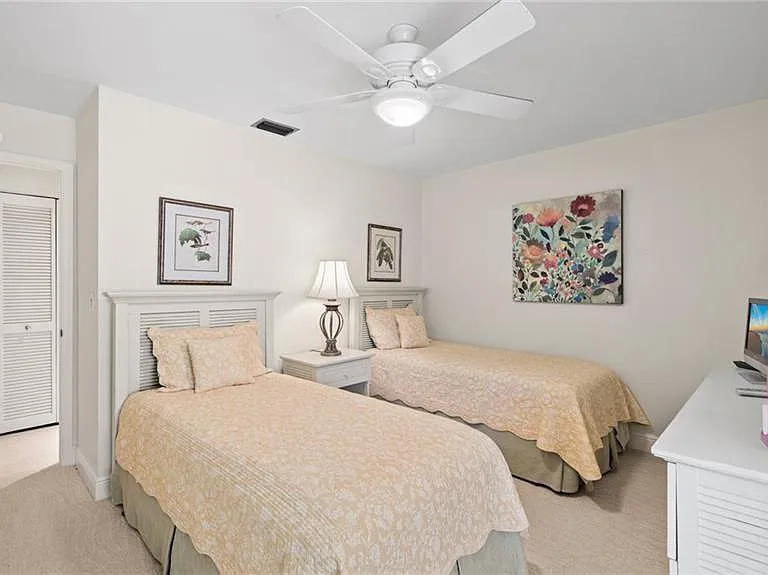 577 Beachwalk Cir #R-202 — Photo 23