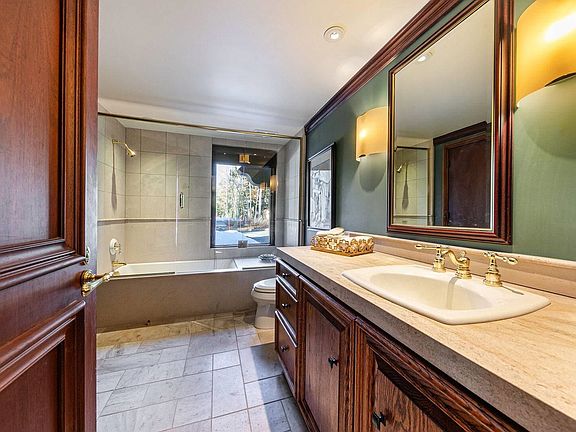 5th image of 4000 W Lake Blvd #5