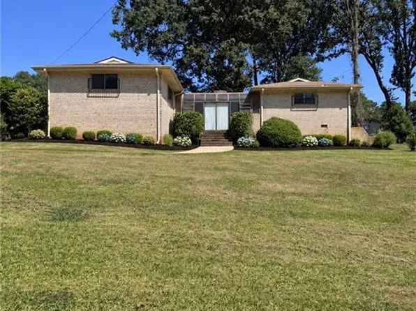 4710 Riverwood Cir, Decatur, GA 30035