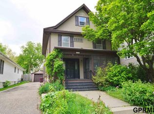 2133 N 68th St, Lincoln, NE 68505