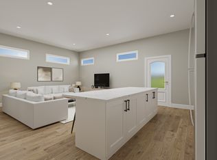 1110 Delaware Ave #102, Ames, IA 50014