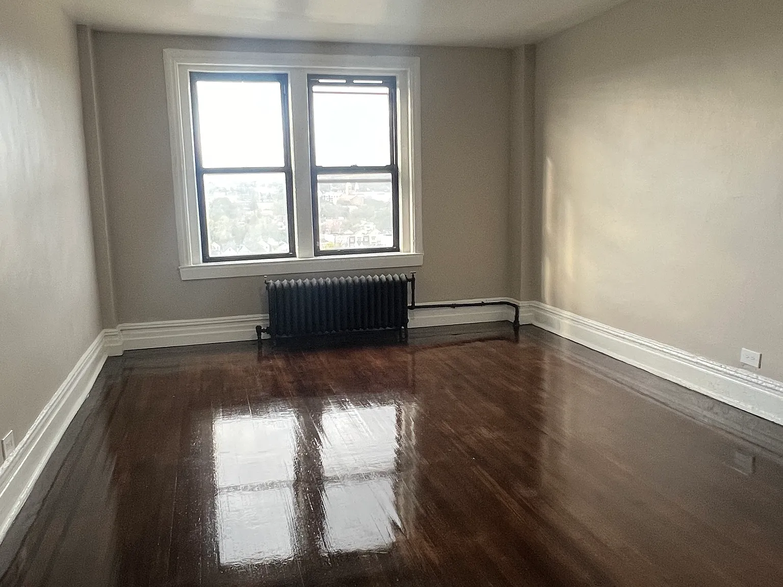 2 bed, $2,100 — Photo 4
