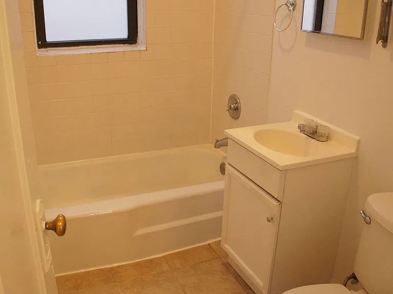 2516 N. Kedzie LP — Photo 50