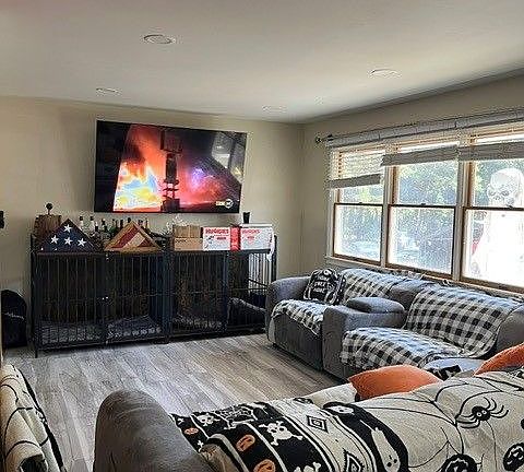 5th image of 5 Knox Ct