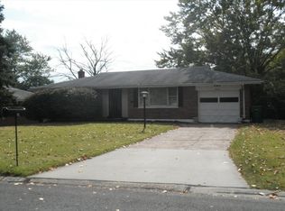 2424 Caverhill Dr, Saint Louis, MO