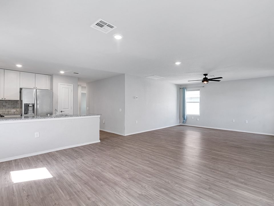 1st image of 7218 Lavaca Blf