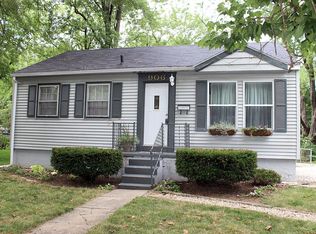 906 E Oregon St, Urbana, IL