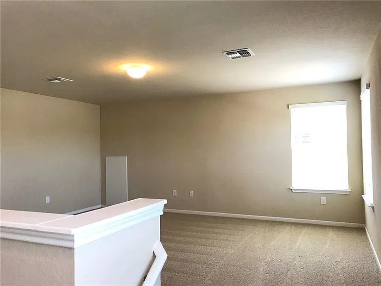 3201 Ortman Dr — Photo 16