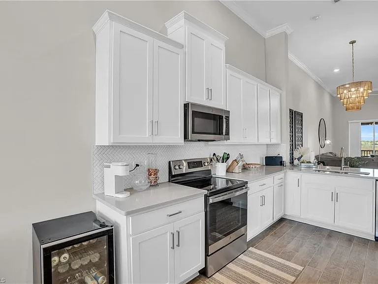 11841 Venetian Lagoon Dr #204 — Photo 15