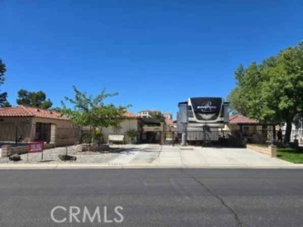 11570 Wedgewood Dr, Apple Valley, CA 92308