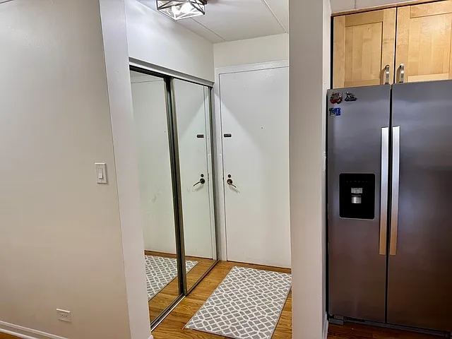 18 E Old Willow Rd #522N — Photo 6