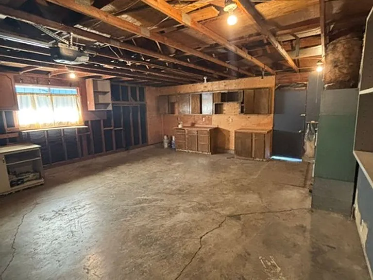 408 Pinehurst Dr — Photo 13