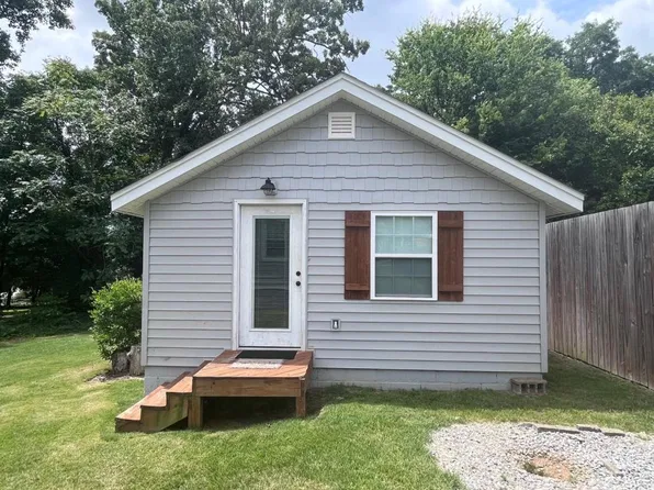 406 S B St, Easley, SC 29640