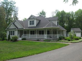 43 Burwell Rd, New Hartford, CT 06057