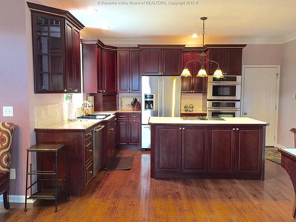 5th image of 112 Southcove Ln