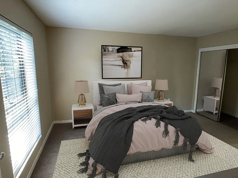 3115 Pine Heights Dr NE — Photo 16
