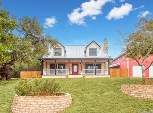 20307 Low Bluff Rd, Helotes, TX 78023