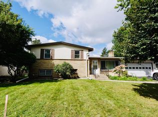 2701 Gerald Ave, North Saint Paul, MN 55109