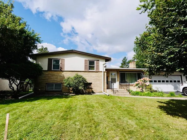 2701 Gerald Ave, North Saint Paul, MN 55109