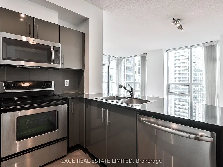 16 Yonge St #2711 — Photo 13