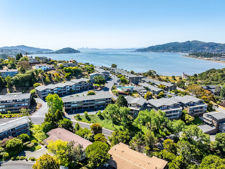 Tiburon Hill Estates
