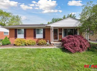 2565 Athena Dr, Troy, MI