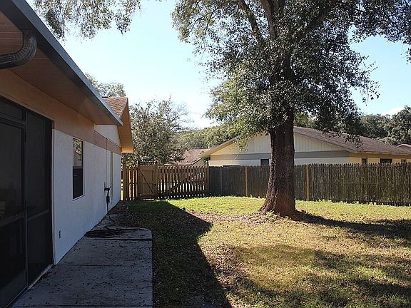 3rd image of 2381 Homestead Ter N
