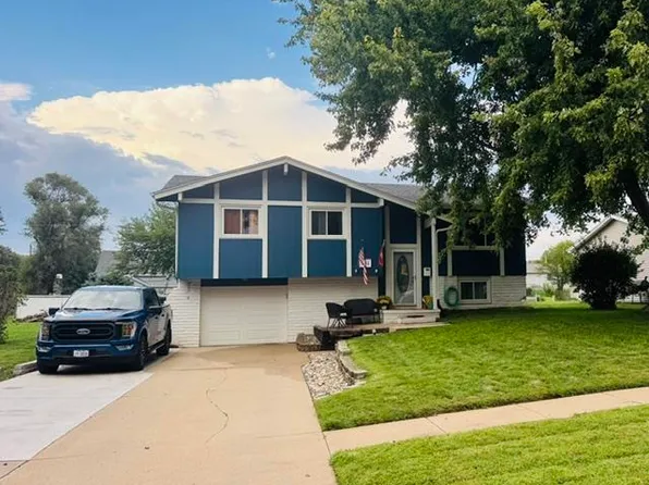 1154 Park St, Blair, NE 68008