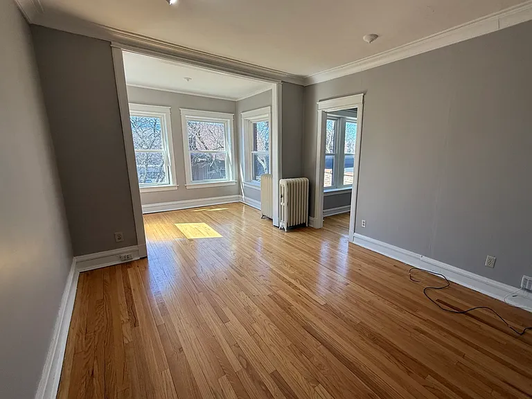3943 N Kostner Ave #2F — Photo 1