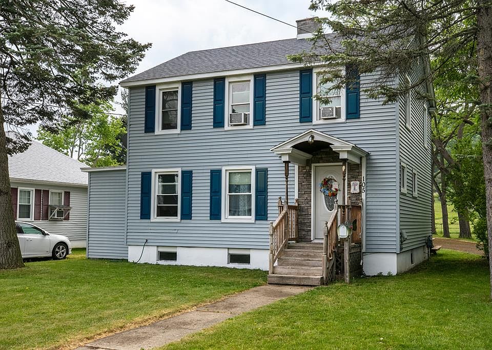 1st image of 105 Oakwood Ave