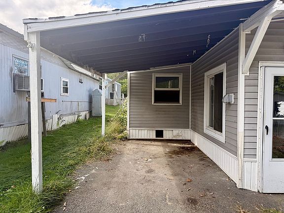 2nd image of 868 Southampton Rd #49