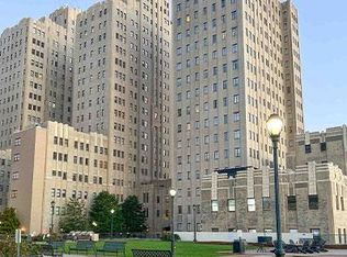 24 Beacon Way #B, Jersey City, NJ 07304