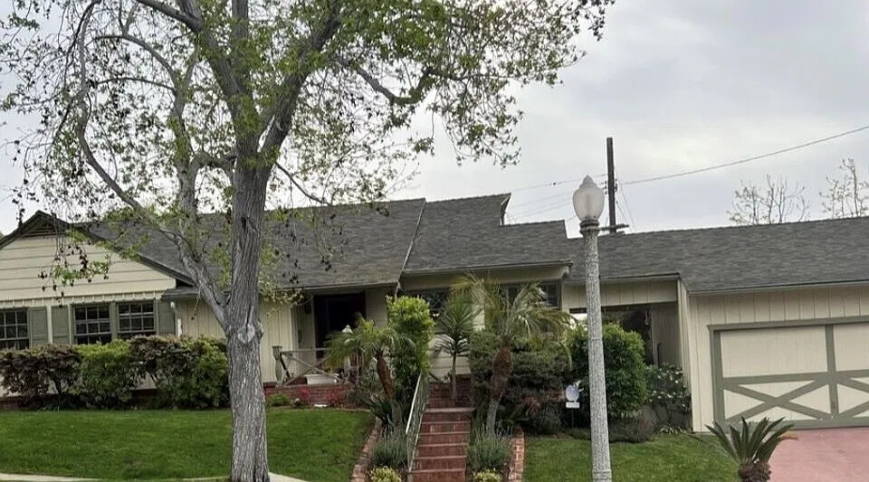 3116 Queensbury Dr