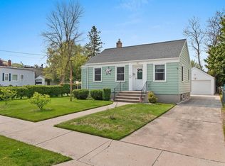 1013 28th St, Two Rivers, WI 54241