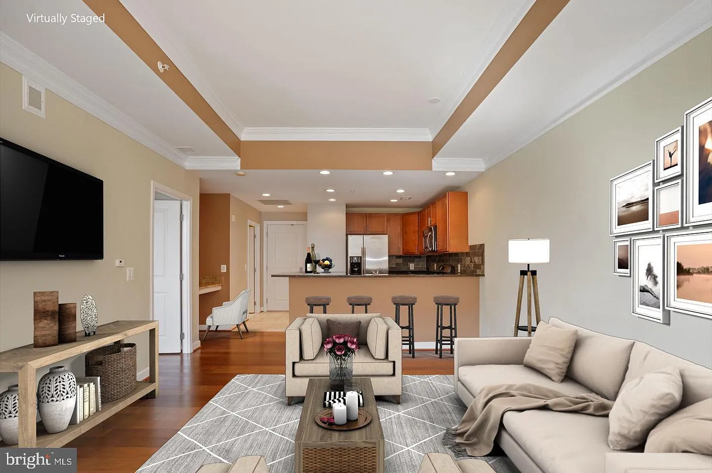 1 bed, 740 sqft, $2,300 — Photo 3